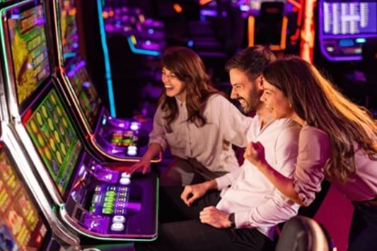 Live basketball betting markets displayed on ph 350 mobile interface